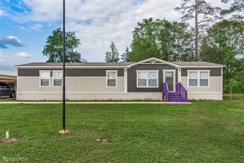 190 Padgett Rd, Benton, LA 71006