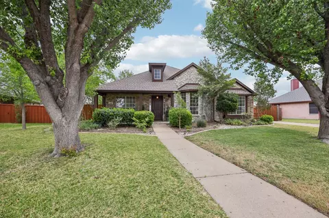 408 Willow Bend Dr, Murphy, TX 75094