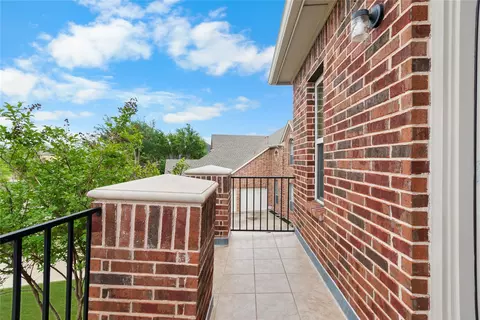 Exterior - 723 Nighthawk Dr, Murphy, TX 75094 photo 3 of 3
