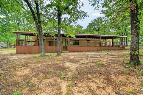 110 Summer Ln, Mabank, TX 75156