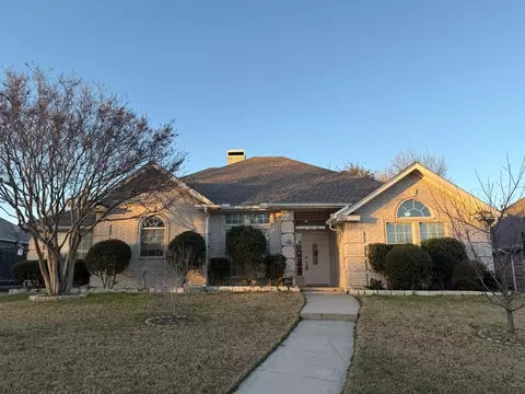7809 Hightower Dr, North Richland Hills, TX 76182