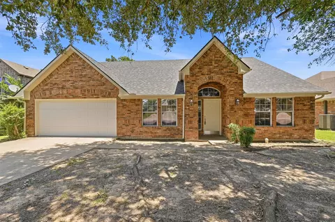 1709 Fairway Dr, Sherman, TX 75090