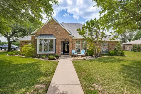 1 Finley Cir, Krum, TX 76249