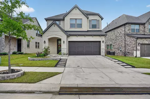 2512 Four Roses Dr, Lewisville, TX 75056
