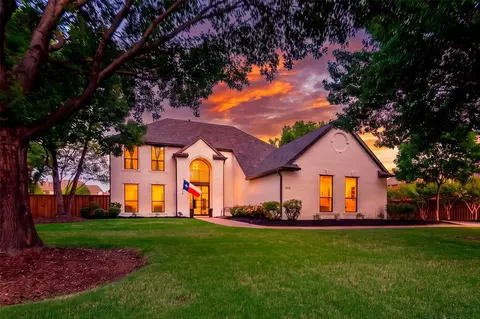 1009 Pine Meadow Ct, Southlake, TX 76092