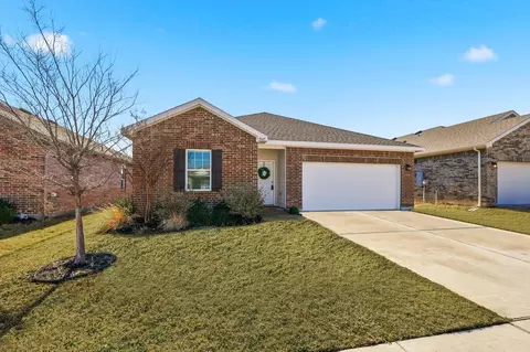 Exterior - 1545 Shadow Hawk Dr, Haslet, TX 76052 photo 3 of 6