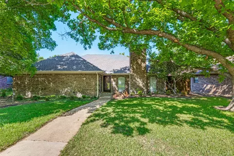1505 Iowa Dr, Plano, TX 75093
