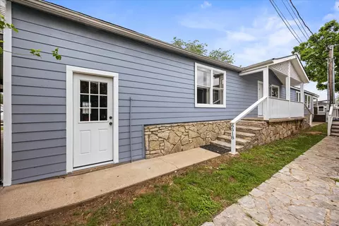 6518 Ashley Ct, Granbury, TX 76049