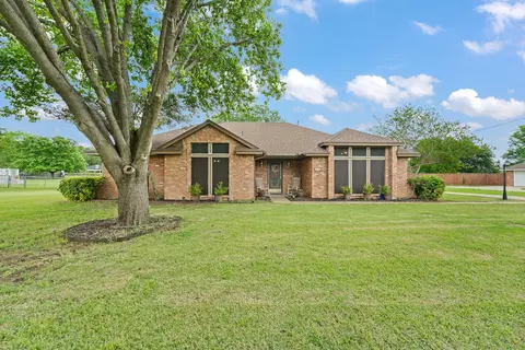 314 Clay Ln, Red Oak, TX 75154