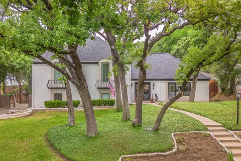 4105 Shady Valley Ct, Arlington, TX 76013