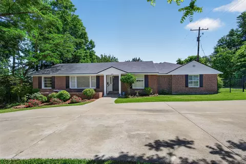 4827 Gilbert Dr, Shreveport, LA 71106