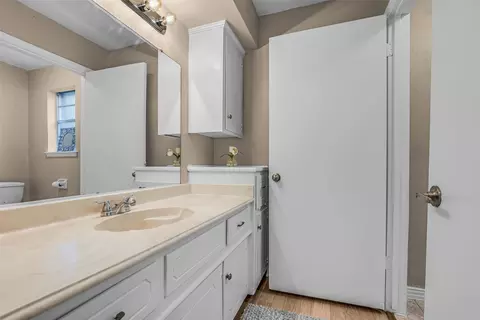 Bath - 23351 Earlmist Dr, Spring, TX 77373 photo 2 of 2