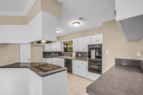 Kitchen - 23351 Earlmist Dr, Spring, TX 77373 photo 1 of 6