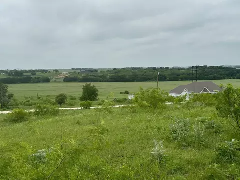 77 Private Road 454, Grandview, TX 76050