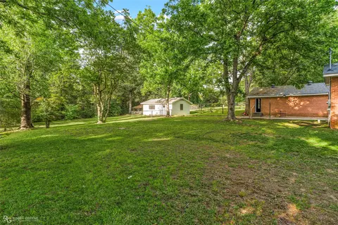 Exterior - 307 Emerald Dr, Minden, LA 71055 photo 5 of 9