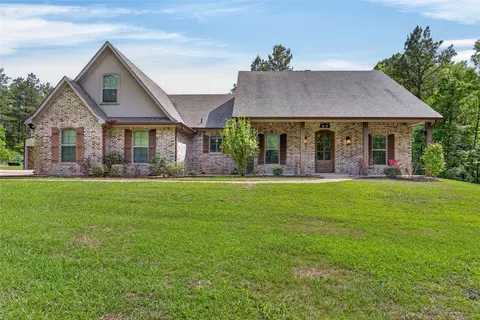 115 Robinson Ln, Benton, LA 71006