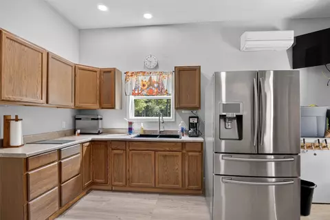 Kitchen - 115 Robinson Ln, Benton, LA 71006 photo 3 of 3