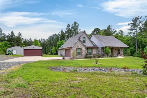 Exterior - 115 Robinson Ln, Benton, LA 71006 photo 3 of 12