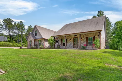 Exterior - 115 Robinson Ln, Benton, LA 71006 photo 2 of 12