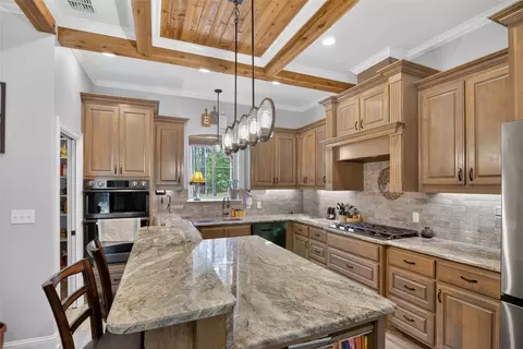 Kitchen - 115 Robinson Ln, Benton, LA 71006 photo 1 of 3