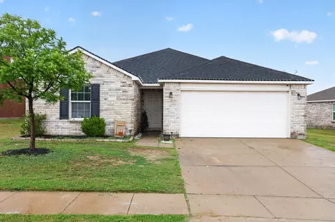 1256 Boxwood Ln, Burleson, TX 76028