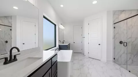 Bath - 2232 Junction Dr, Celina, TX 75009 photo 2 of 2