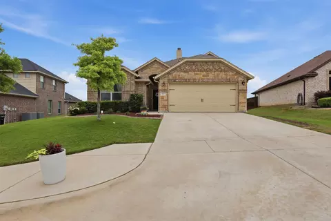 3017 Ridgemont Ct, Weatherford, TX 76086
