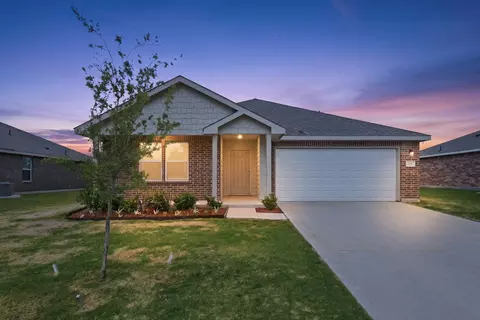 521 Jameson St, Springtown, TX 76082