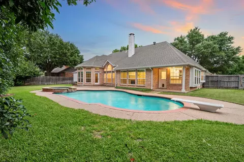 1306 Normandy Dr, Southlake, TX 76092