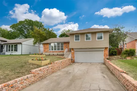 707 S Weatherred Dr, Richardson, TX 75080