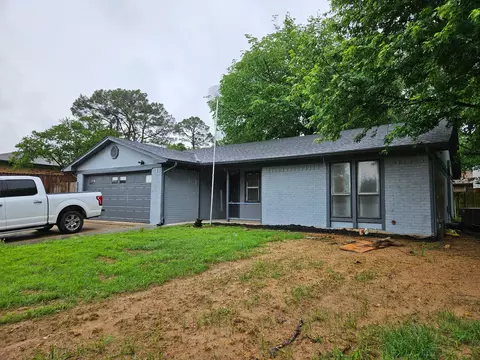 2105 Sagebrush Trl, Grapevine, TX 76051