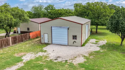115 Deerfield Rd, Paradise, TX 76073