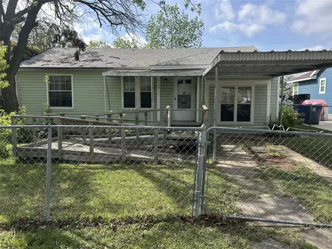 2922 Brandon St, Dallas, TX 75211