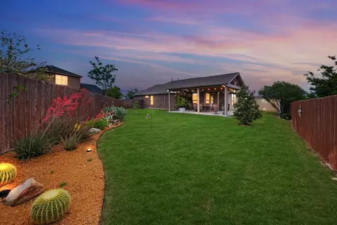 1100 Bowes Ct, Northlake, TX 76247