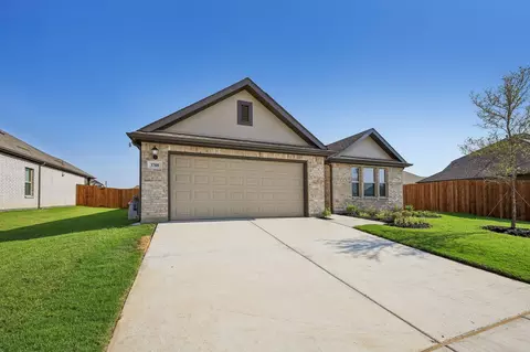 Exterior - 3708 Yarrow Dr, Argyle, TX 76226 photo 4 of 4