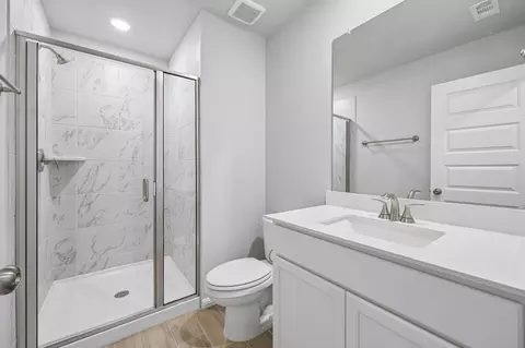 Bath - 3708 Yarrow Dr, Argyle, TX 76226 photo 4 of 4