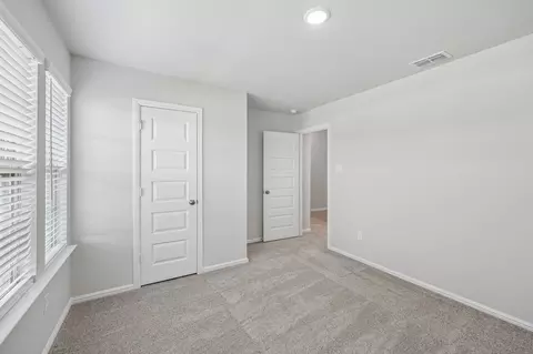 Bedroom - 3708 Yarrow Dr, Argyle, TX 76226 photo 4 of 10