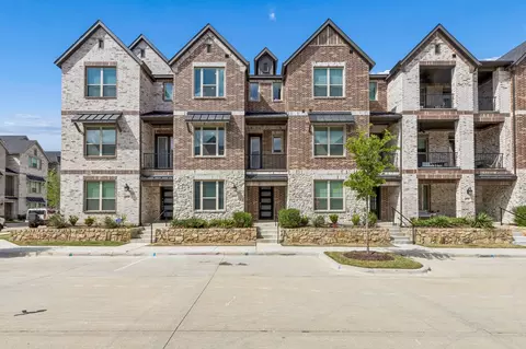 8352 Challenger Ln, Frisco, TX 75034