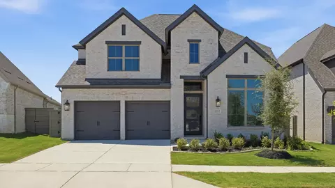 2225 Junction Dr, Celina, TX 75009