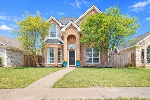 6822 Conestoga Dr, Rowlett, TX 75089