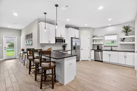1311 E Apache Trl, Granbury, TX 76048
