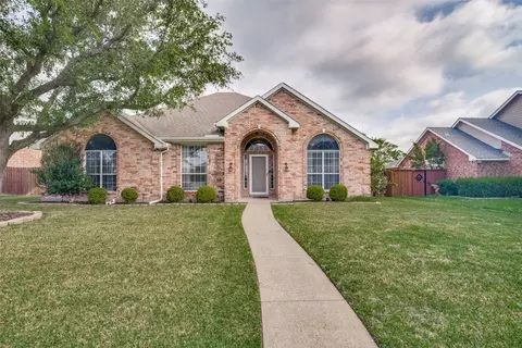 4803 Maple Shade Ave, Sachse, TX 75048