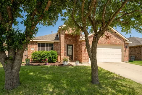 3622 White Summit Ln, Melissa, TX 75454