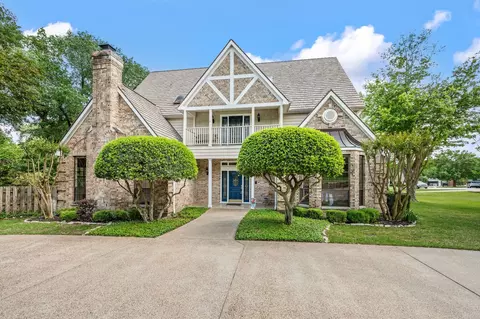 1349 Lakeview Dr, Southlake, TX 76092