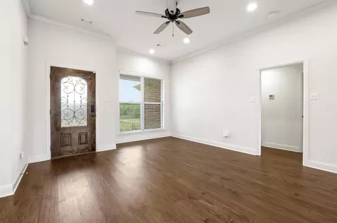 Living - 809 Schneider Rd, Howe, TX 75459 photo 2 of 6