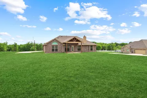 Exterior - 809 Schneider Rd, Howe, TX 75459 photo 6 of 7
