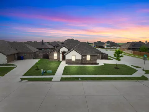 1925 Meadowlark Ln, Royse City, TX 75189