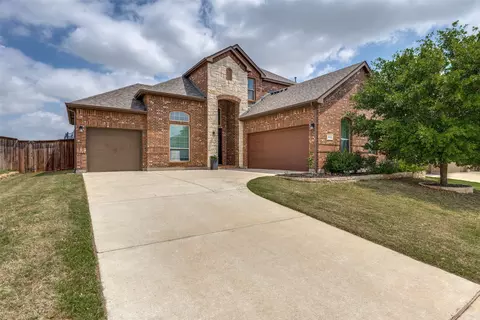 8940 Jewel Flower Dr, Fort Worth, TX 76131