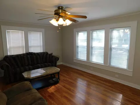 Living - 105 NW 2nd, Springhill, LA 71075 photo 2 of 4