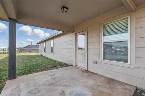 Exterior - 240 Springwood Ranch Loop, Springtown, TX 76082 photo 3 of 5